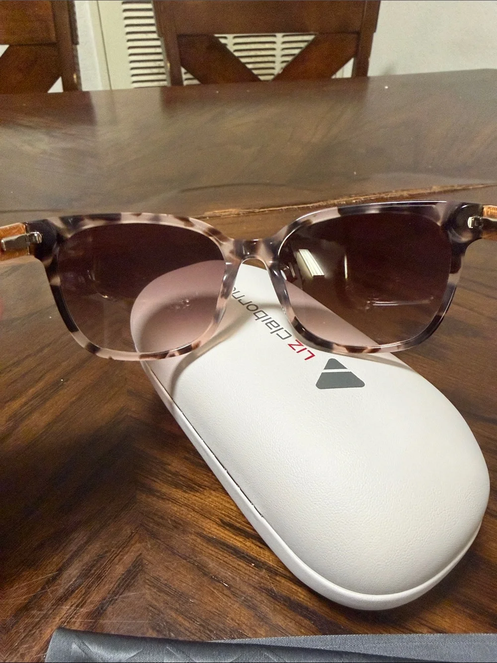 Liz Claiborne Pink Tortoiseshell Frame Sunglasses with Brown Lenses